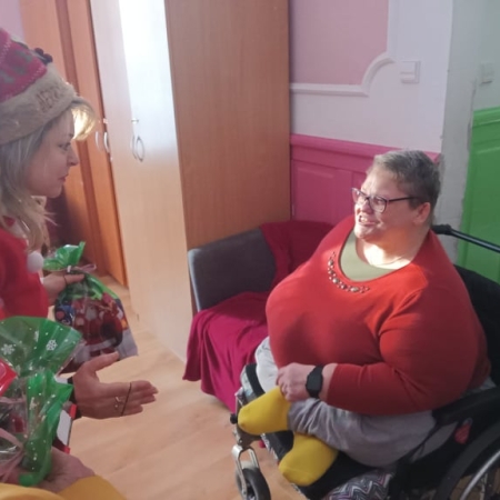 Święty Mikołaj w Domu Pomocy Społecznej w Goślicach